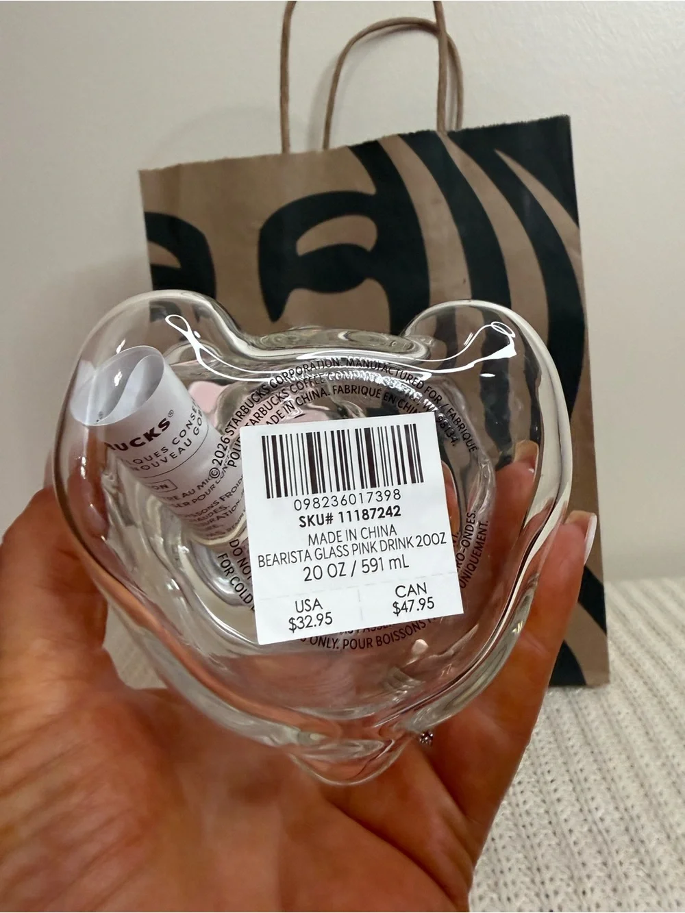 Starbucks NWT Clear Bear glass with Pink Strawberry Straw